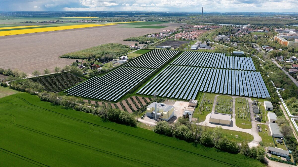 Zukunftsblick auf die größte Solarthermie-Anlage Deutschlands. (Foto: Leipziger Stadtwerke)