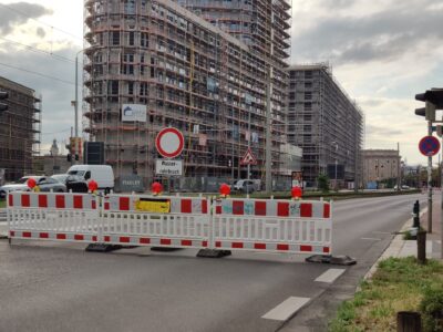 Rohrbruch auf der Prager Straße in Leipzig