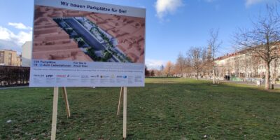 Nein, im Lene-Voigt-Park werden nicht 239 neue Parkplätze gebaut.