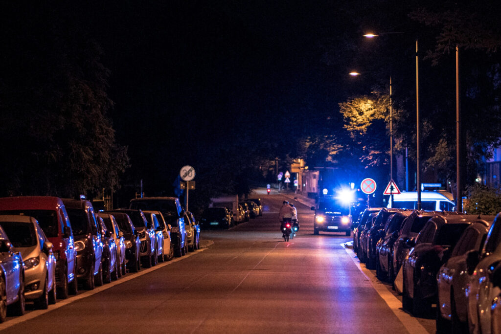 Nächtlicher Polizeieinsatz in Reudnitz